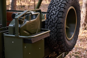 2B-026-Convertible-Mercedes-G-250-080272