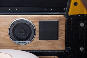 2B-044-Convertible-Mercedes-G-250-080080