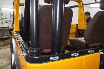 3-016-Convertible-Mercedes-G-250-080080