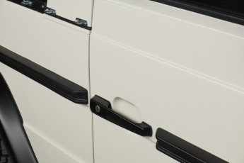 2A-023-Convertible-Mercedes-G-250-068316