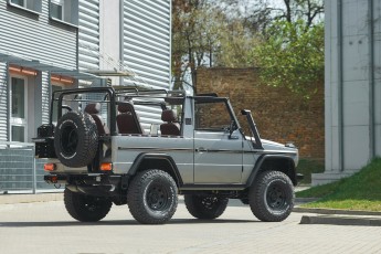 2B-009-Convertible-Mercedes-G-250-089361