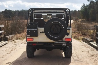 2B-013-Convertible-Mercedes-G-250-079112