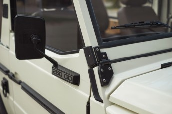 2B-022-Convertible-Mercedes-G-250-073773