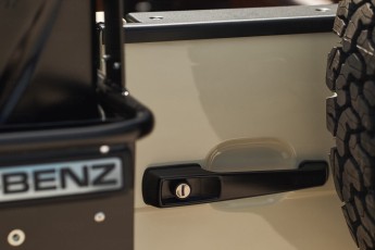 2B-022-Convertible-Mercedes-G-250-087173