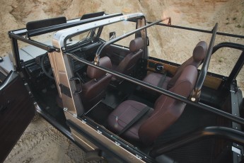 2B-030-Convertible-Mercedes-G-250-077411