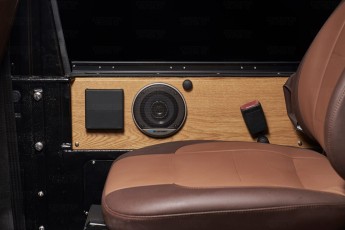 2A-035-Convertible-Mercedes-G-250-070192