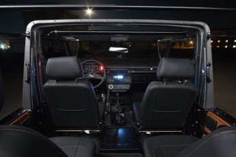 2A-022-Convertible-Mercedes-G-250-070868