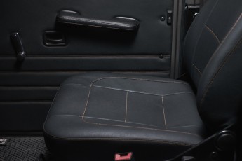 2A-037-Convertible-Mercedes-G-250-070868