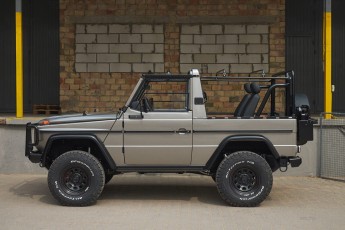 2B-001-Convertible-Mercedes-G-250-070868