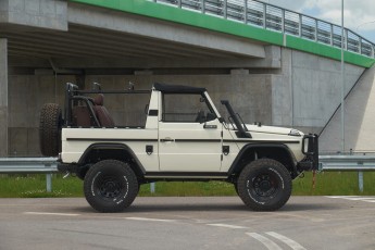 2B-001-Convertible-Mercedes-G-250-084177org