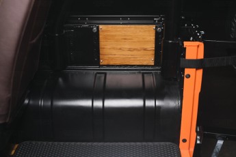 2A-027-Convertible-Mercedes-G-250-082383