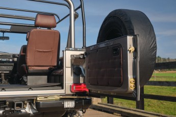 2B-025-Convertible-Mercedes-G-250-078758