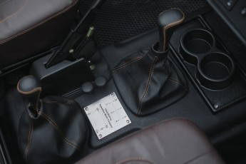 2B-031-Convertible-Mercedes-G-250-082383