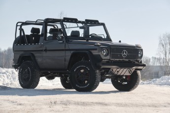 2B-004-Convertible-Mercedes-G-250-072376