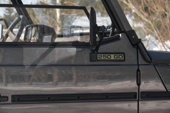 2B-017-Convertible-Mercedes-G-250-072376