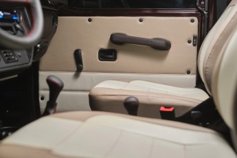 2A-025-Convertible-Mercedes-G-250-083813