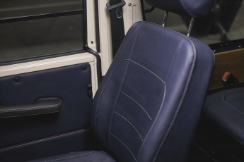 2A-025-Convertible-Mercedes-G-250-082571