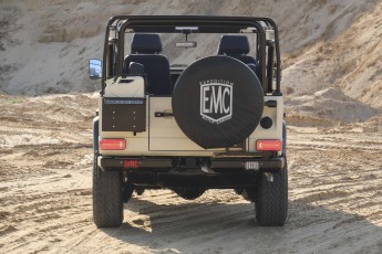 2B-004-Convertible-Mercedes-G-250-082571