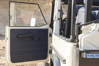 2B-017-Convertible-Mercedes-G-250-082571