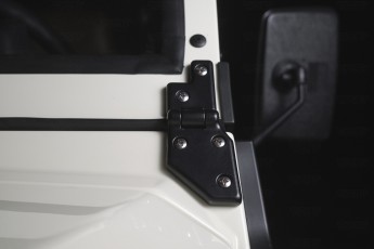 2A-014-Convertible-Mercedes-G-250-080095_2