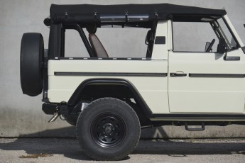 2B-008-Convertible-Mercedes-G-250-080095_1