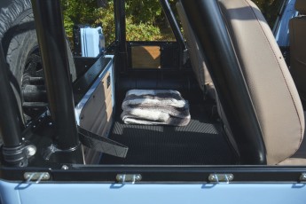 2B-022-Convertible-Mercedes-G-250-082761