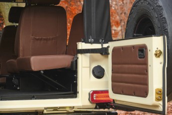 2B-029-Convertible-Mercedes-G-250-067764