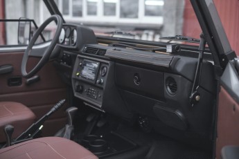 2B-022-Convertible-Mercedes-G-250-068235