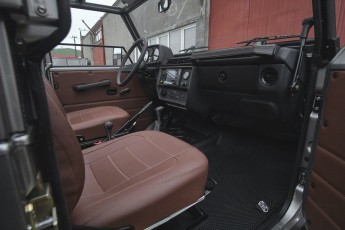 2B-023-Convertible-Mercedes-G-250-068235