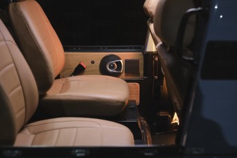 2A-033-Convertible-Mercedes-G-250-080781