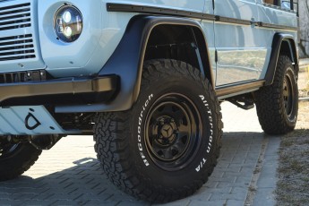 2B-025-Convertible-Mercedes-G-250-080781