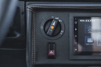 2B-043-Convertible-Mercedes-G-250-080781