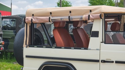 1-002-Convertible-Mercedes-G-250-082283