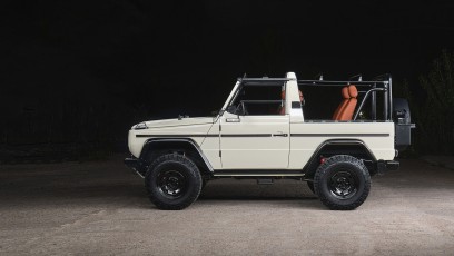 1-004-Convertible-Mercedes-G-250-082283
