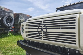 2B-016-Convertible-Mercedes-G-250-082283