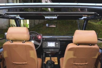 2A-043-Convertible-Mercedes-G-250-082249