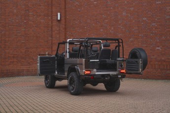 2B-022-Convertible-Mercedes-G-250-079220