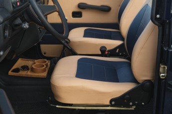 2B-031-Convertible-Mercedes-G-250-069587