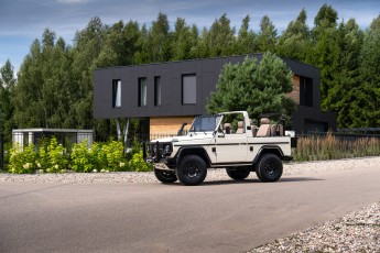 2B-001-Convertible-Mercedes-G-250-067601