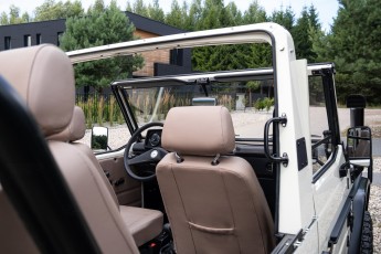 2B-030-Convertible-Mercedes-G-250-067601