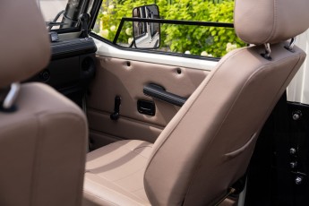 2B-035-Convertible-Mercedes-G-250-067601