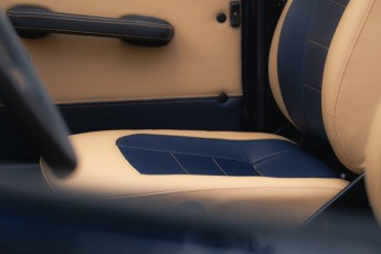 2B-034-Convertible-Mercedes-G-250-075259-