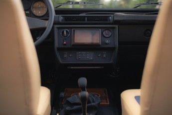 2B-040-Convertible-Mercedes-G-250-075259-