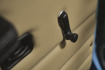 2A-027-Convertible-Mercedes-G-250-079029_1