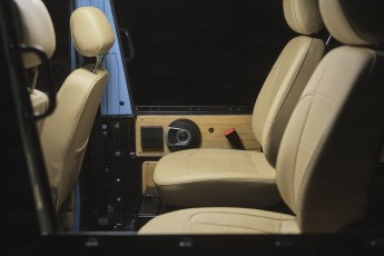 2A-038-Convertible-Mercedes-G-250-079029_1