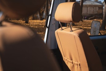 2B-075-Convertible-Mercedes-G-250-083883-