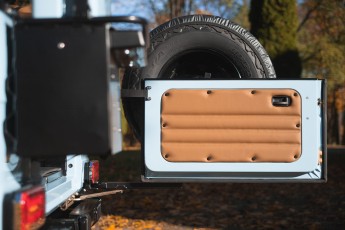 2B-077-Convertible-Mercedes-G-250-083883-