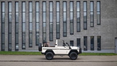 1-001-Convertible-Mercedes-G-250-069469