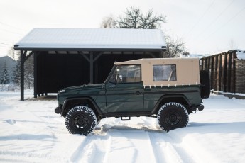 2B-004-Convertible-Mercedes-G-250-080790