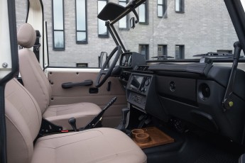 2B-050-Convertible-Mercedes-G-250-069469